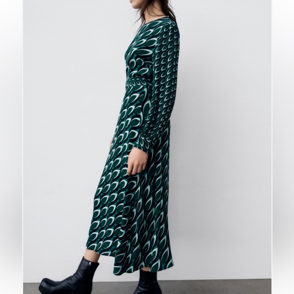 Zara Peacock Dress - Picture 3 of 8